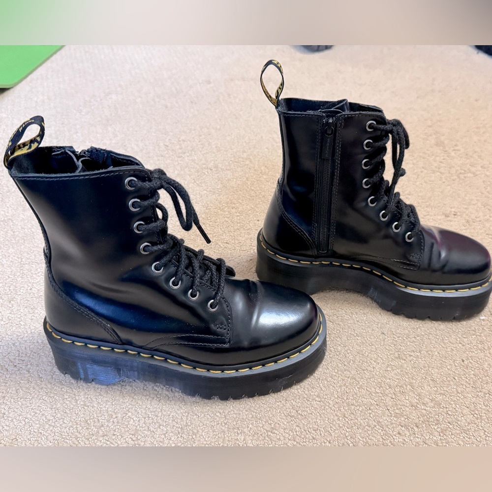 Dr. Martens Jadon Boot (Brand new) - 38 / US 7
